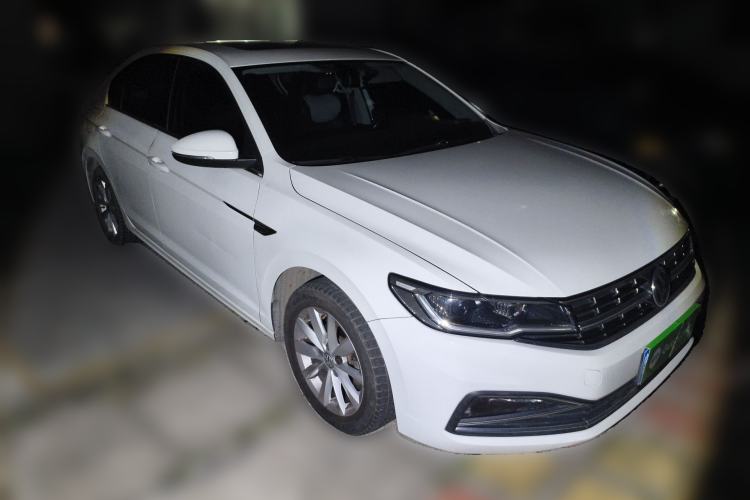 Used Volkswagen Bora 2020 1.5L Automatic Elite Version Front Right 45 Deg