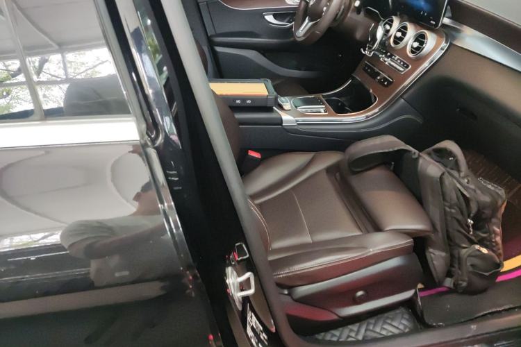 Used Mercedes-Benz GLC 2020 Facelift GLC 300 L 4MATIC Dynamic Edition
