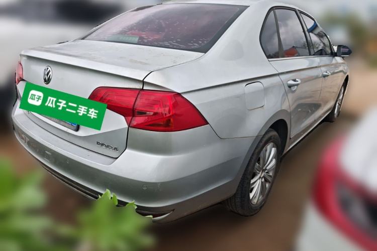 Used Volkswagen Bora 2016 1.6L Manual Comfort Model Rear Right 45 Deg