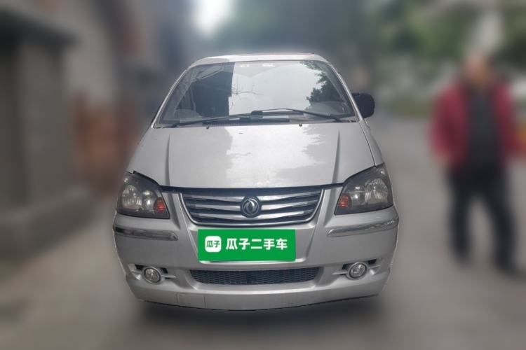 Used FORTHING Lingzhi 2013 M5 Q7 2.0L 7-Seater Long-Wheelbase Comfort Model