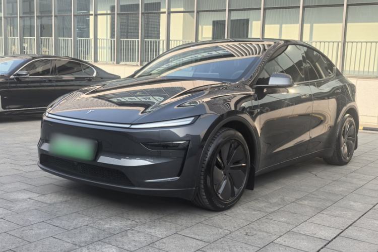 Used Tesla Model Y 2025 Long-Range All-Wheel Drive First Edition