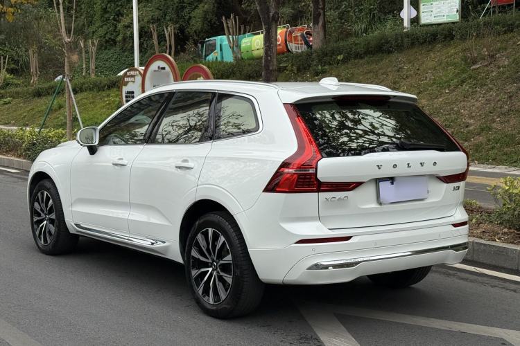 Used Volvo XC60 2023 B5 4x4 Smart Luxury Edition