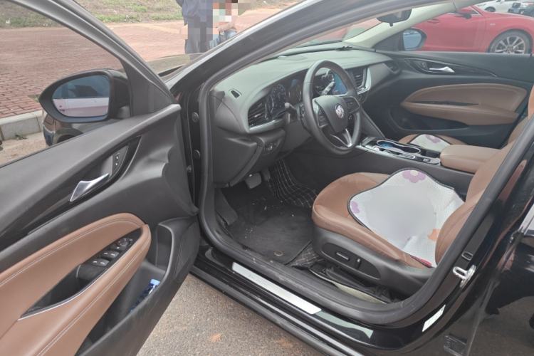 Used Buick Regal 2020 552T Luxury Version
