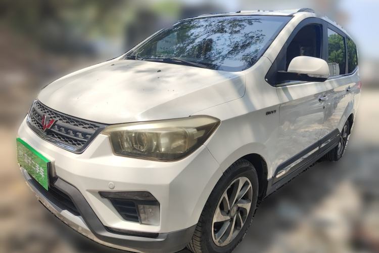 Used Wuling Hongguang 2016 1.5L S1 Deluxe Model China V-standard