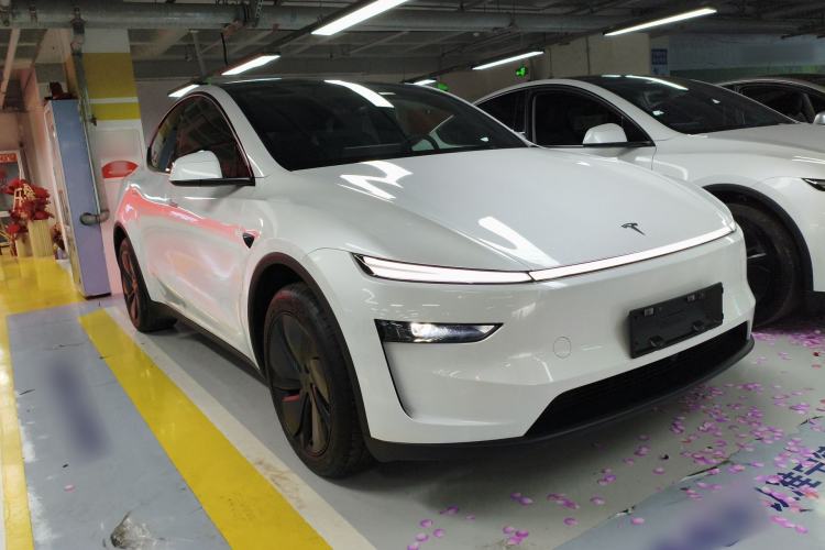 Used Tesla Model Y 2026 Rear-Drive Model
