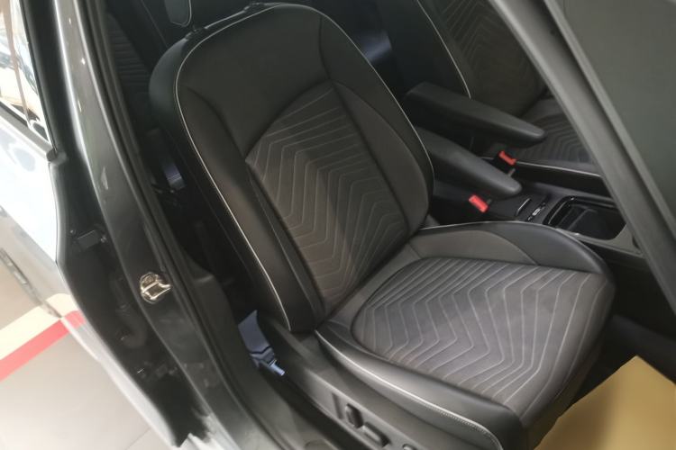 Used Volkswagen ID.3 2024 Outstanding Edition
