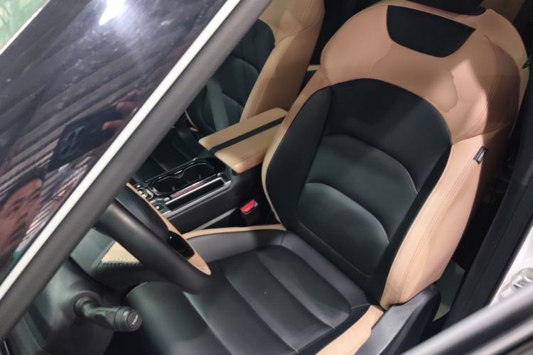 Used Geely Auto icon 2023 1.5TD Chocolate Smoothie Edition
