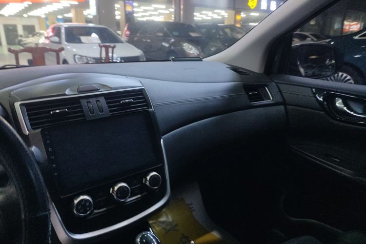 Used Nissan Tiida 2016 1.6L CVT Smart Drive Edition
