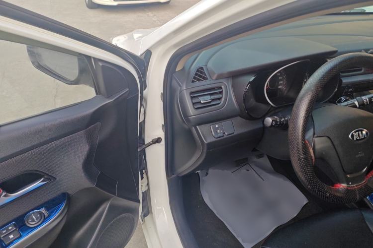 Used Kia K2 2015 Sedan 1.4L Automatic GLS