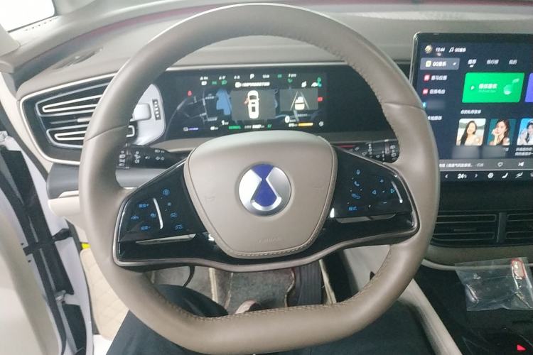 Used Denza D9 2022 DM-i 970 Four-Wheel Drive Flagship Model