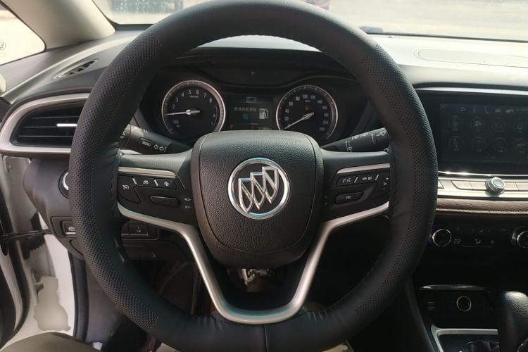 Used Buick GL6 2018 18T 6-Seater Luxury Model