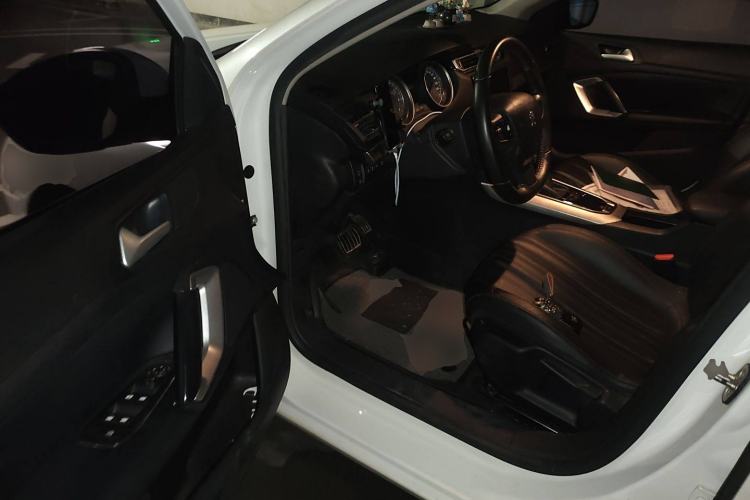 Used Peugeot 408 2019 360THP Automatic Luxury Edition China VI Standard Driver Seat