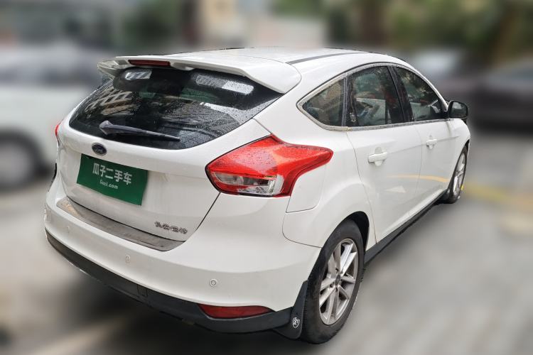 Used Ford Focus 2015 Hatchback 1.6L Automatic Fashion Edition