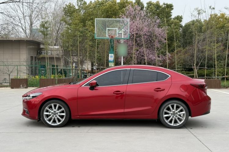 Used Mazda Mazda 3 Axela 2017 Sedan 2.0L Automatic Prestige Model China V Standard
