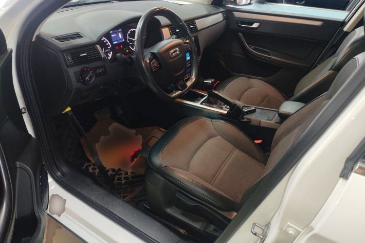 Used Qoros 3 2016 Urban SUV 1.6T Automatic Zhiyue Model
