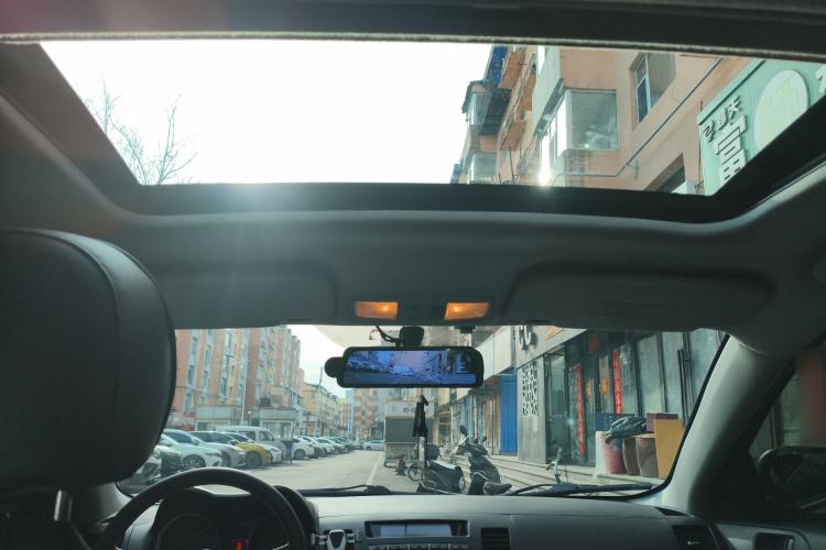 Used Mitsubishi Lancer EX 2012 Chasing Edition 1.8L Manual Luxury Model
