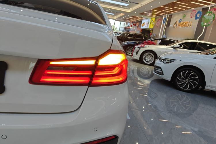 Used BMW 5 Series 2019 525i M Sport Package