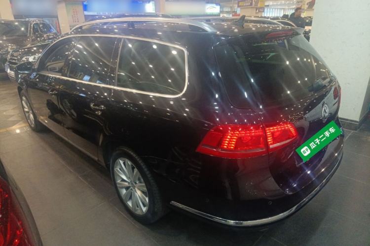 Used Volkswagen Magotan (Import) 2012 Travel Edition 2.0 TSI Luxury Version
