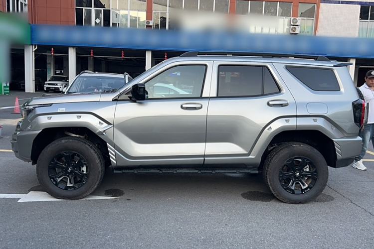 Used Tank 400 2025 2.4T Diesel Version