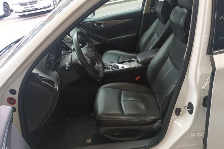 Used Infiniti Q50L 2018 2.0T Enjoyment Version China VI Standard Left Front Seat