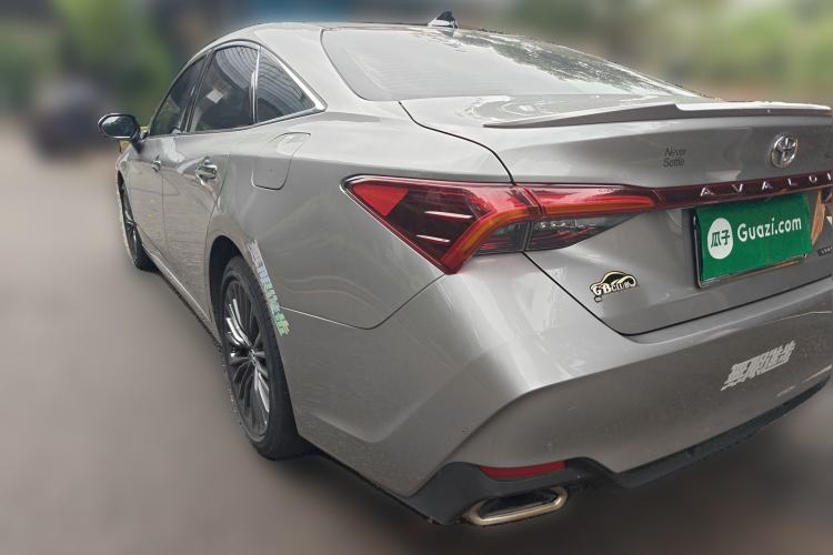 Used Toyota Avalon 2019 2.5L Touring Premium Version China VI Standard
