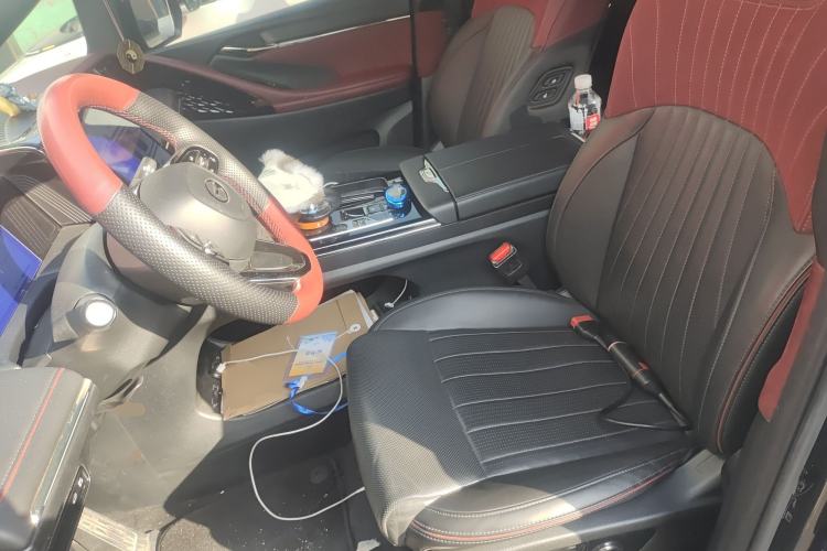 Used GAC Trumpchi M8 2023 Zongshi Series Dual-Motor Supreme Edition Left Front Seat