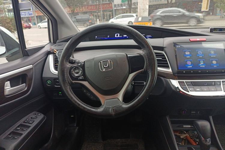 Used Honda Jade 2016 1.8L Automatic Comfort Version 5 Seats
