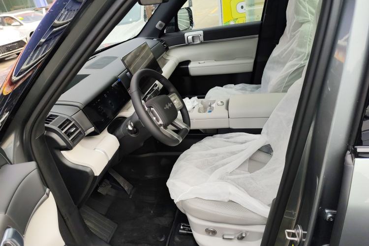 Used Formula Leopard Tai 7 2025 Model 190 km Four-Wheel Drive Ultra Edition
