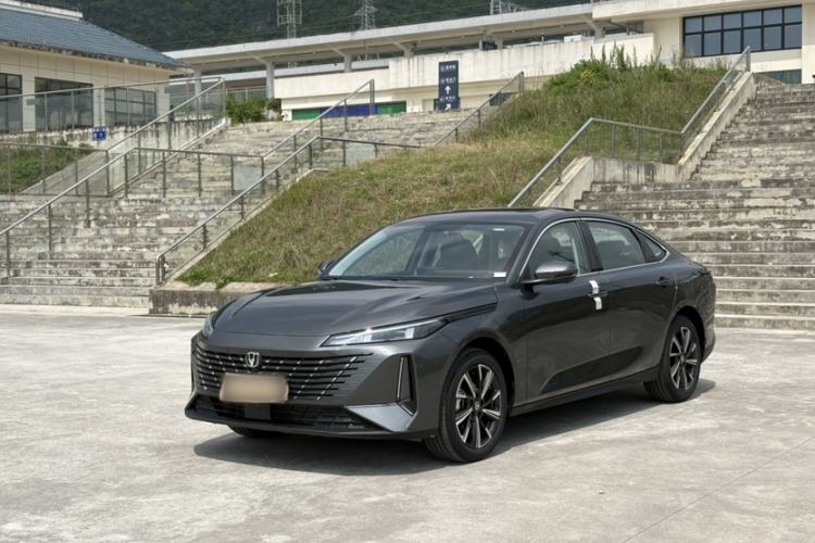 Used CHANGAN Eado 2025 Blue Whale 1.5T 500Bar Prestige Model