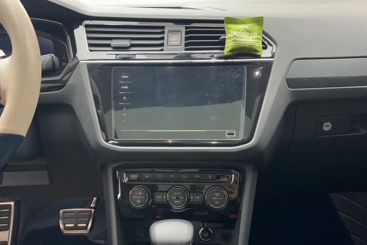 Used Volkswagen Tiguan L 2021 330TSI Automatic Two-Wheel Drive R-Line Enhanced Edition
