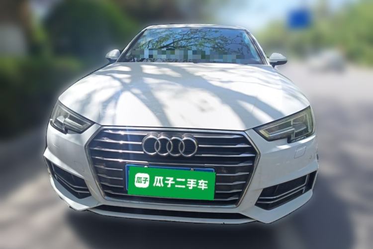 Used Audi A4L 2019 40 TFSI Ambition China VI

