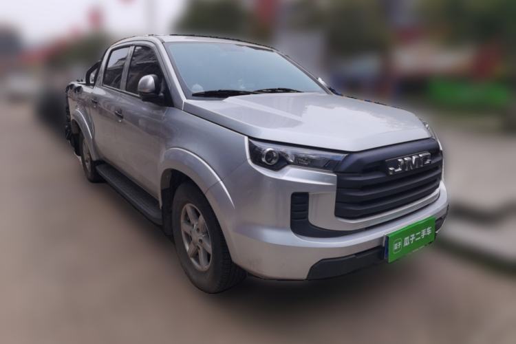 Used JMC Baodian 2022 2.5T Diesel Two-Wheel-Drive Comfort Edition Standard Wheelbase JX4D25A6L Front Right 45 Deg