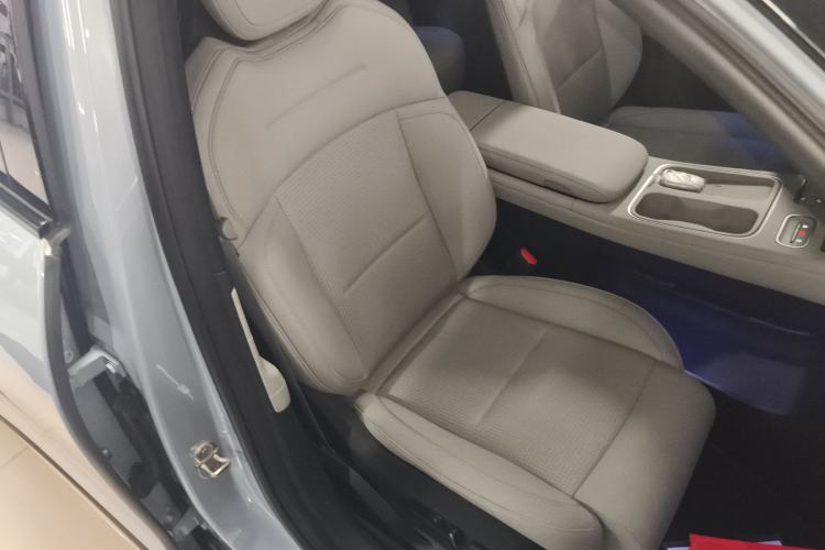 Used Nio ES6 2024 75 kWh
