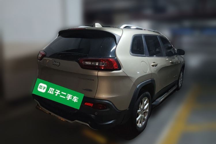 Used Jeep Cherokee 2016 2.4L Leading Edition