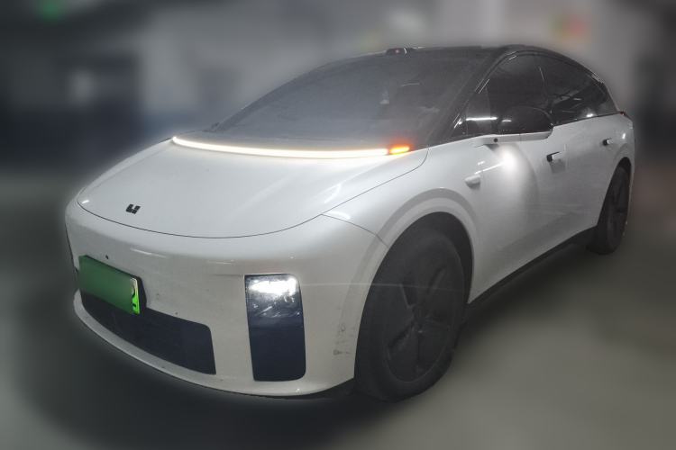 Used Li Auto i6 2025 Model Two-Wheel-Drive Standard Type