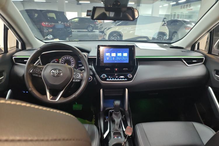 Used Toyota FRONTLANDER 2022 2.0L CVT Luxury Edition
