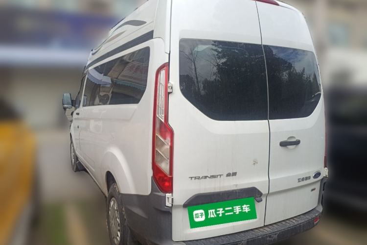 Used Ford Transit 2017 2.0T Diesel Van Mid-Chassis Mid-Roof China V Standard