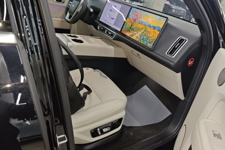 Used Li Auto L7 2023 Pro Model Right Front Seat