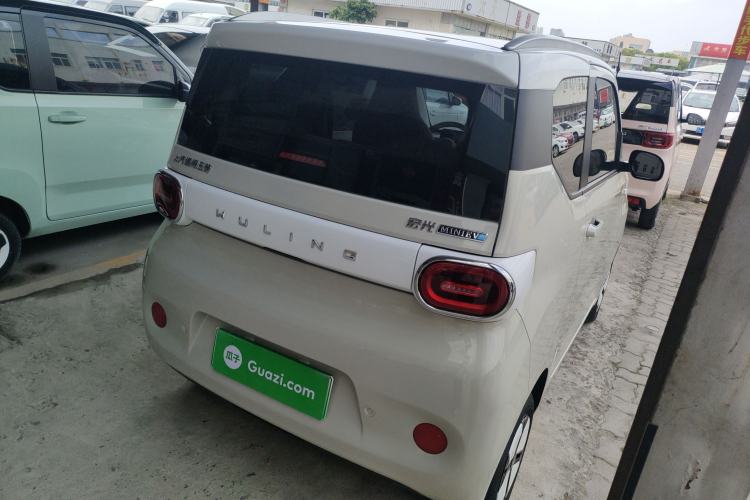 Used Wuling Hongguang MINIEV 2024 3rd Generation 215km Advanced Version
