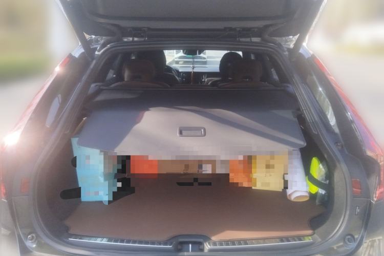 Used Volvo V90 2021 Cross Country B5 AWD Smart Range Edition Trunk