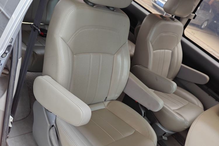 Used FORTHING Lingzhi 2016 M3 1.6L 7-Seater Luxury Model China V Standard