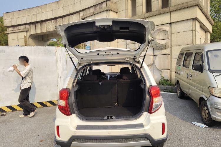 Used CHANGAN CX20 2014 1.4L IMT Sunroof Navigation Version China V Standard Trunk