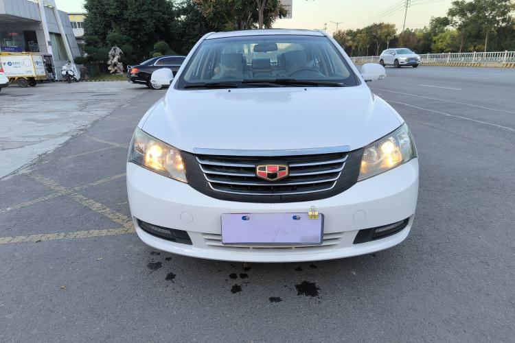 Used Geely Auto Classic Emgrand 2013 Sedan 1.8L CVT Prestige Model
