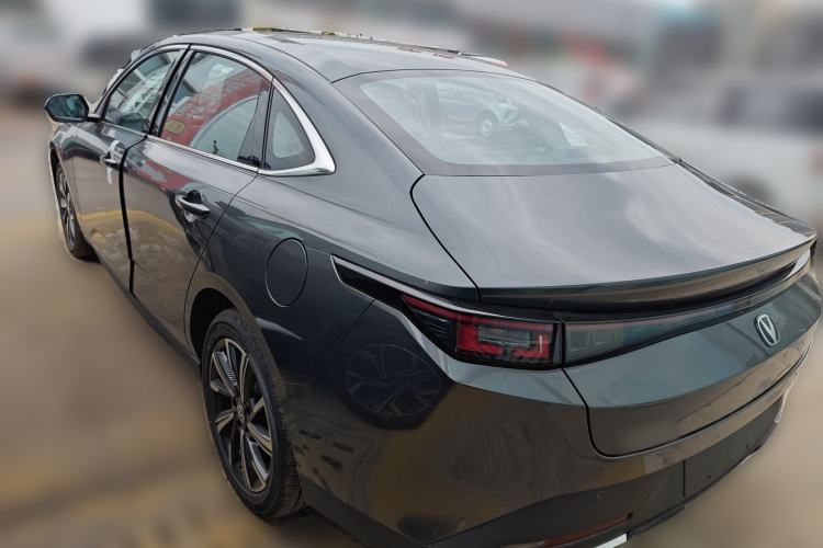 Used CHANGAN Eado 2025 Blue Whale 1.5T 500Bar Prestige Model Rear Left 45 Deg