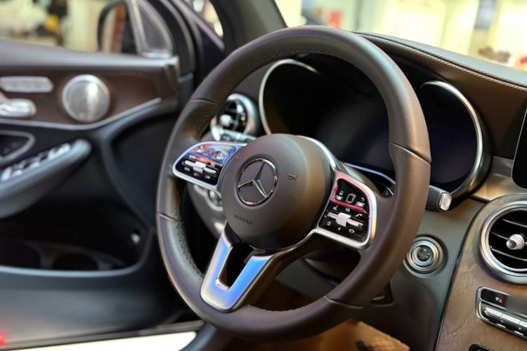 Used Mercedes-Benz GLC 2022 Refreshed GLC 300 L 4MATIC Dynamic Edition Prestige Version
