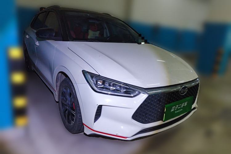 Used BYD e2 2019 Long-Range Version Yao·Luxury Trim Front Right 45 Deg