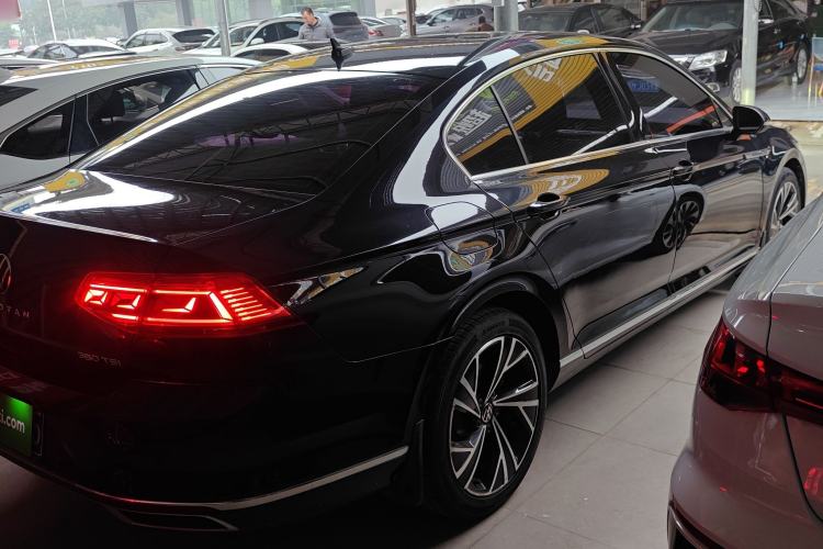 Used Volkswagen Magotan 2020 330TSI DSG Luxury Edition
