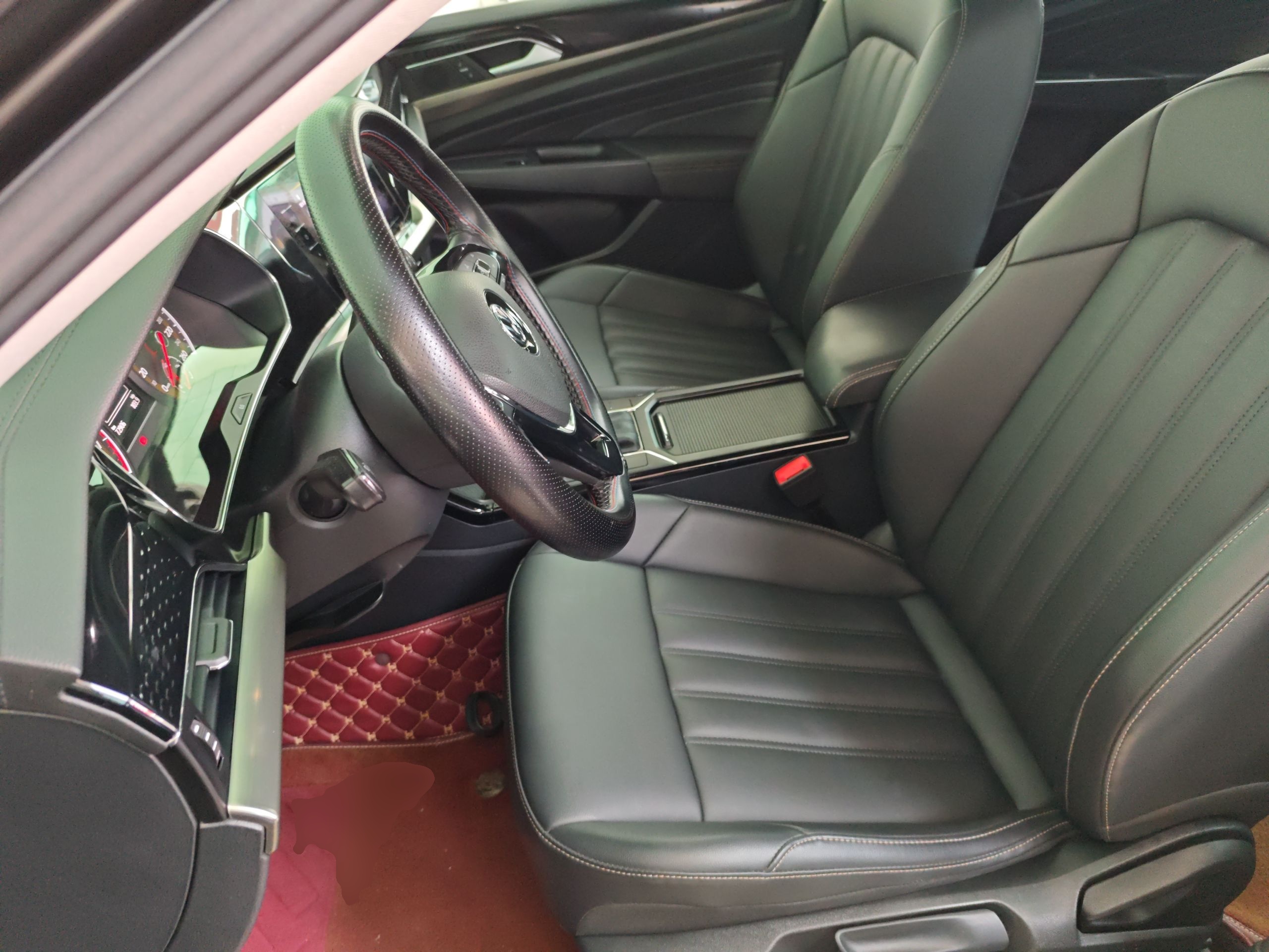 Interior delantero