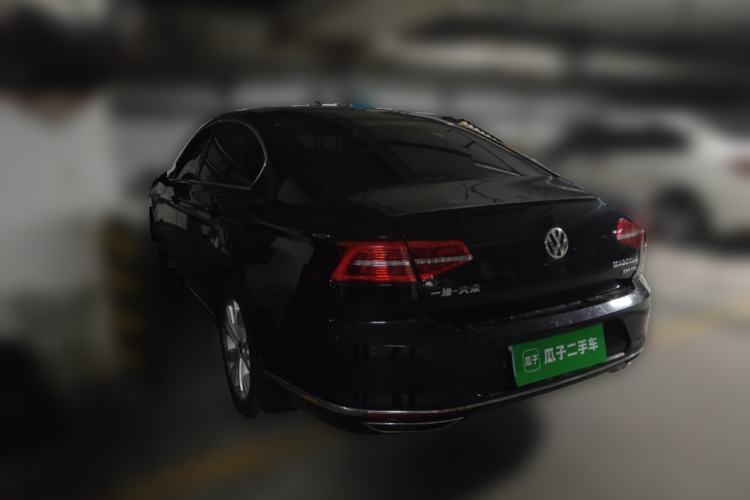 Used Volkswagen Magotan 2018 330TSI DSG Luxury Model Rear Left 45 Deg