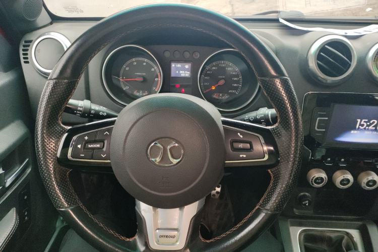 Used BAIC Off-Road BJ40 2016 2.0T Manual Four-Wheel Drive Prestige Edition
